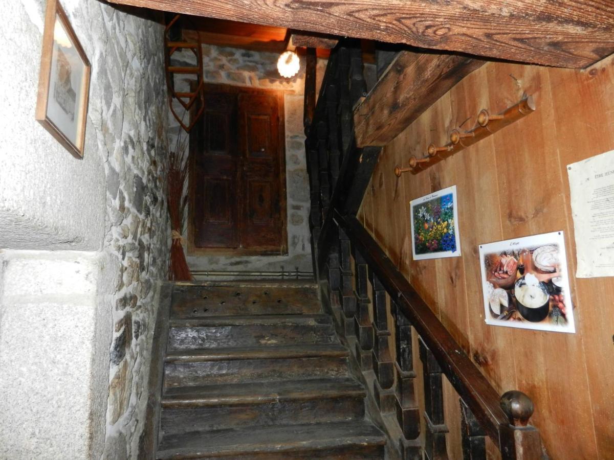 Auberge Paysanne Loubaresse  Dış mekan fotoğraf